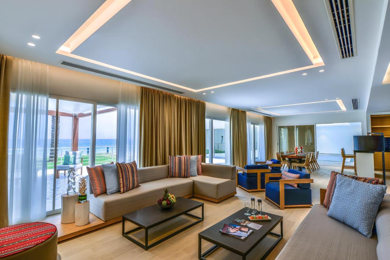 Sealine Beach, A Murwab Resort Месайед Екстериор снимка A suite at the hotel